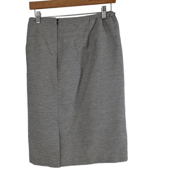 NWT Talbots Navy and White Pin Striped Pencil Skirt Womens Size 20 - Picture 2 of 6